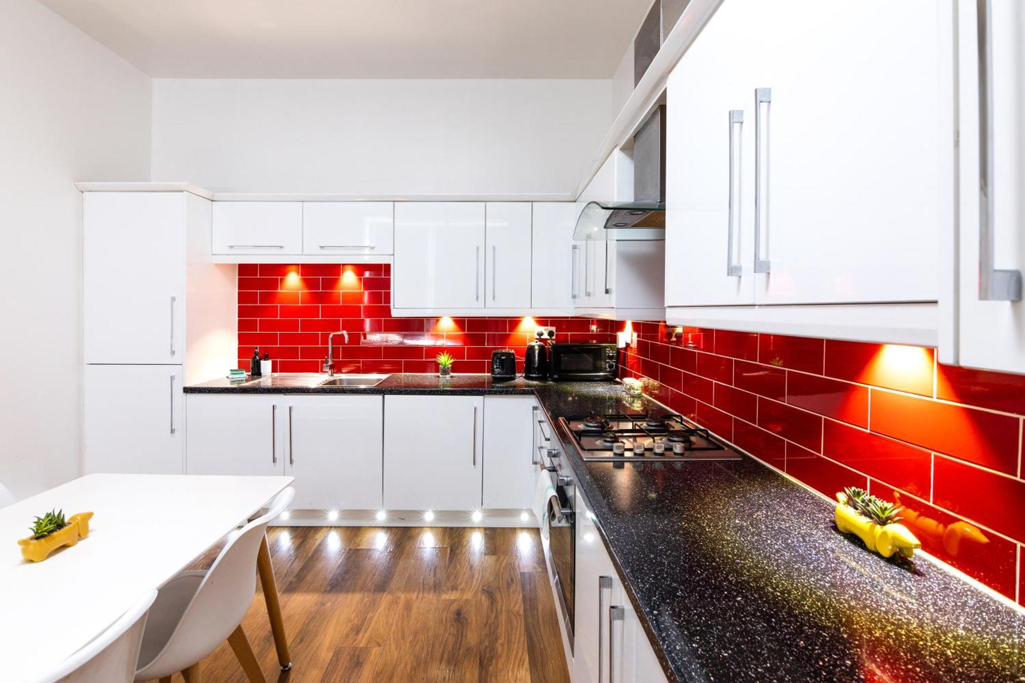 Spacious Apartment Close To City Centre With Secure Parking Leeds  Exterior photo